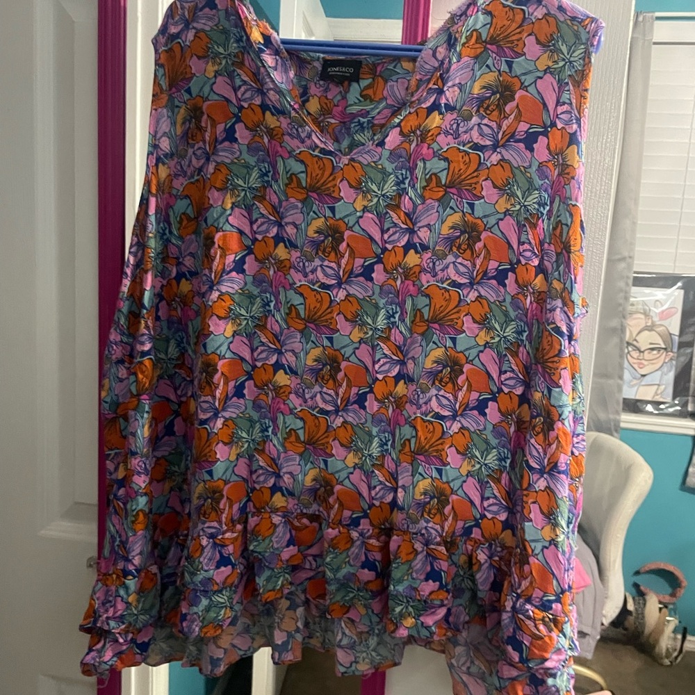Jones New York Colorful Floral Blouse
